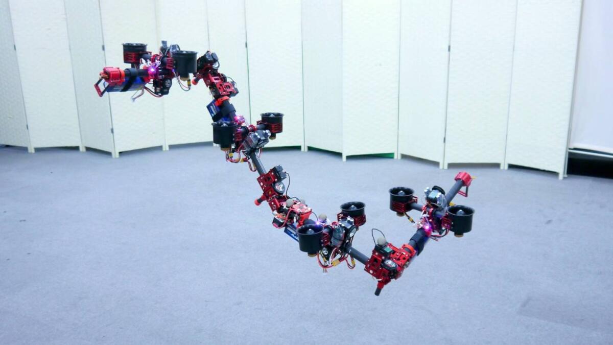DRAGON, il drone che cambia forma in volo - Dragon è l'ultima creazione in materia di droni, ed è in grado di volare e modificare la propria forma. Credits: thedrive.com