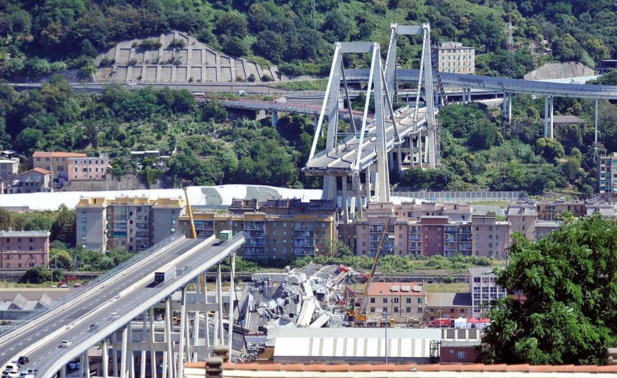 Genova, il silenzio (competente) del Prof. Cosenza - Ph. europa.today.it