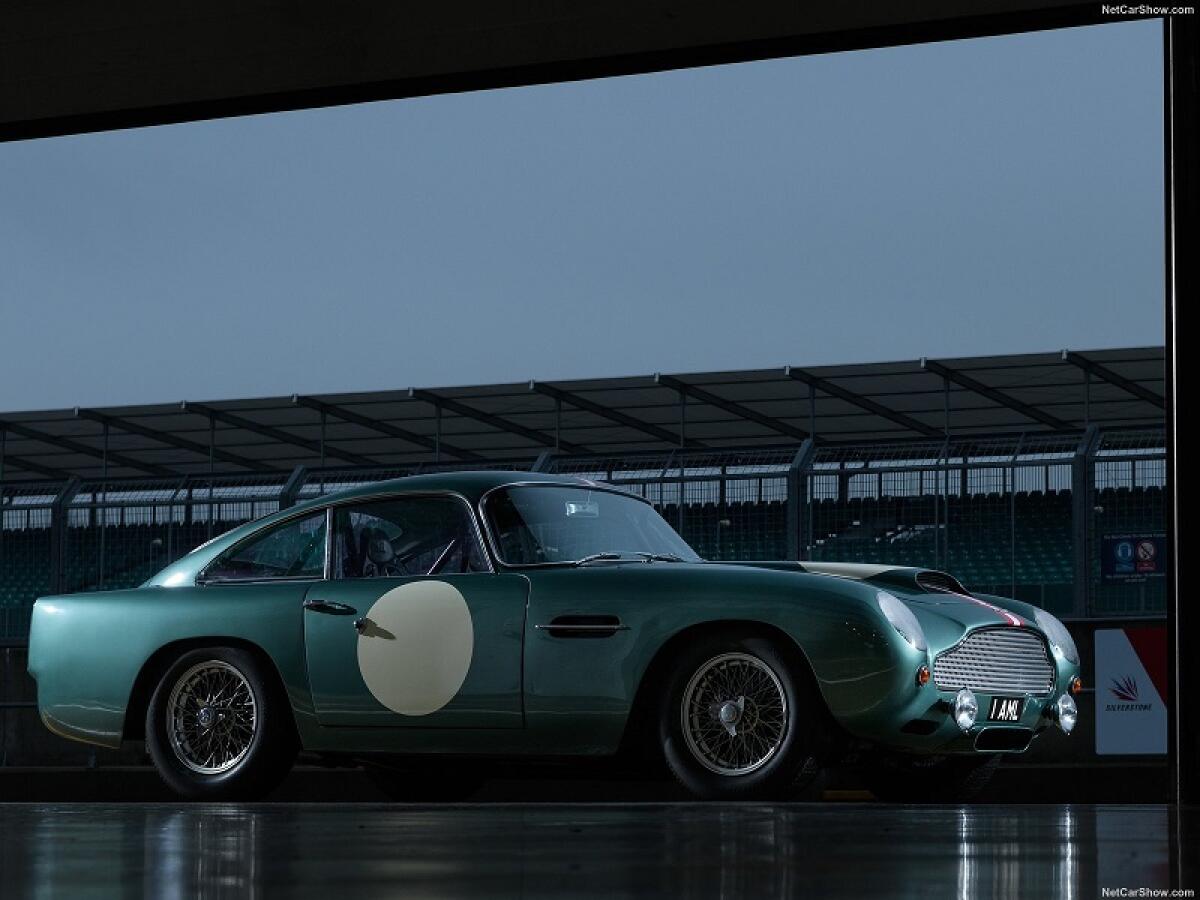 Aston Martin DB4 GT: l'auto degli anni 60 torna in produzione - PH: netcarshow.com