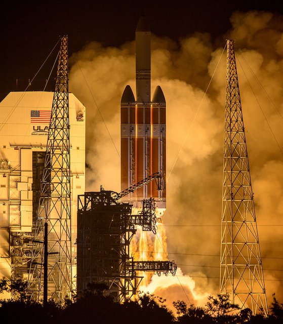Partenza del Delta IV Heavy con a bordo la Parker Solar Probe. Credits: NASA.