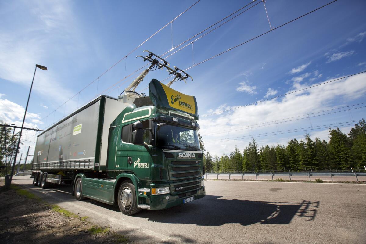 BreBeMi, prima Autostrada Elettrica per Trasporti Pesanti - scania.com