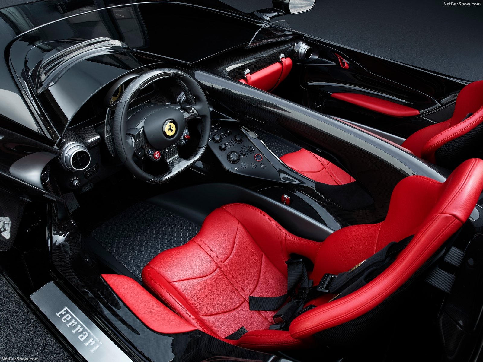 PH: netcarshow.com