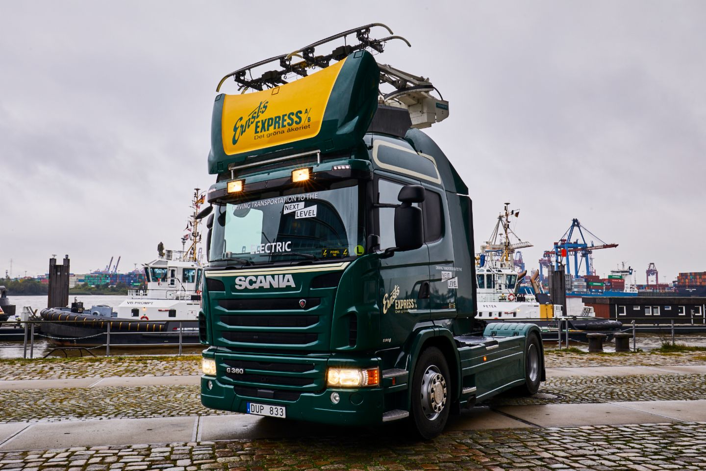BreBeMi, Scania, Siemens, autostrada, Milano, Brescia, Bergamo, camion elettrici, filobus, innovazione, ricerca, sistema elettrico, linea elettrica, trasporto, Energy Close-up Engineering