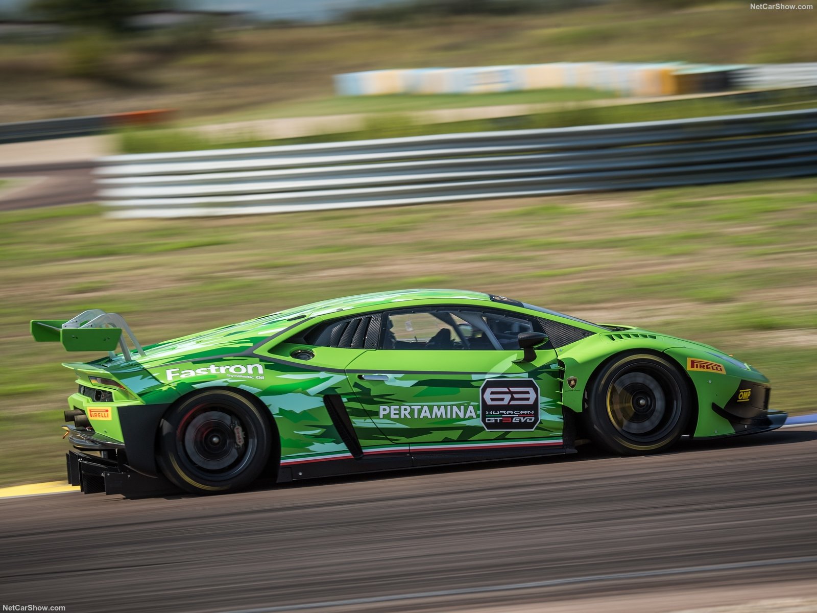 PH: netcarshow.com