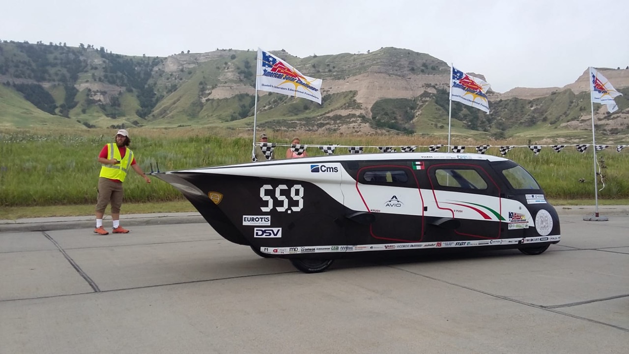 Onda Solare, associazione, Università di Bologna, auto, auto elettrica, competizione, World Solar Challenge, European Solar Challenge, energia rinnovabile, auto solare, Emilia-Romagna, American Solar Challenge, Energy Close-up Engineering