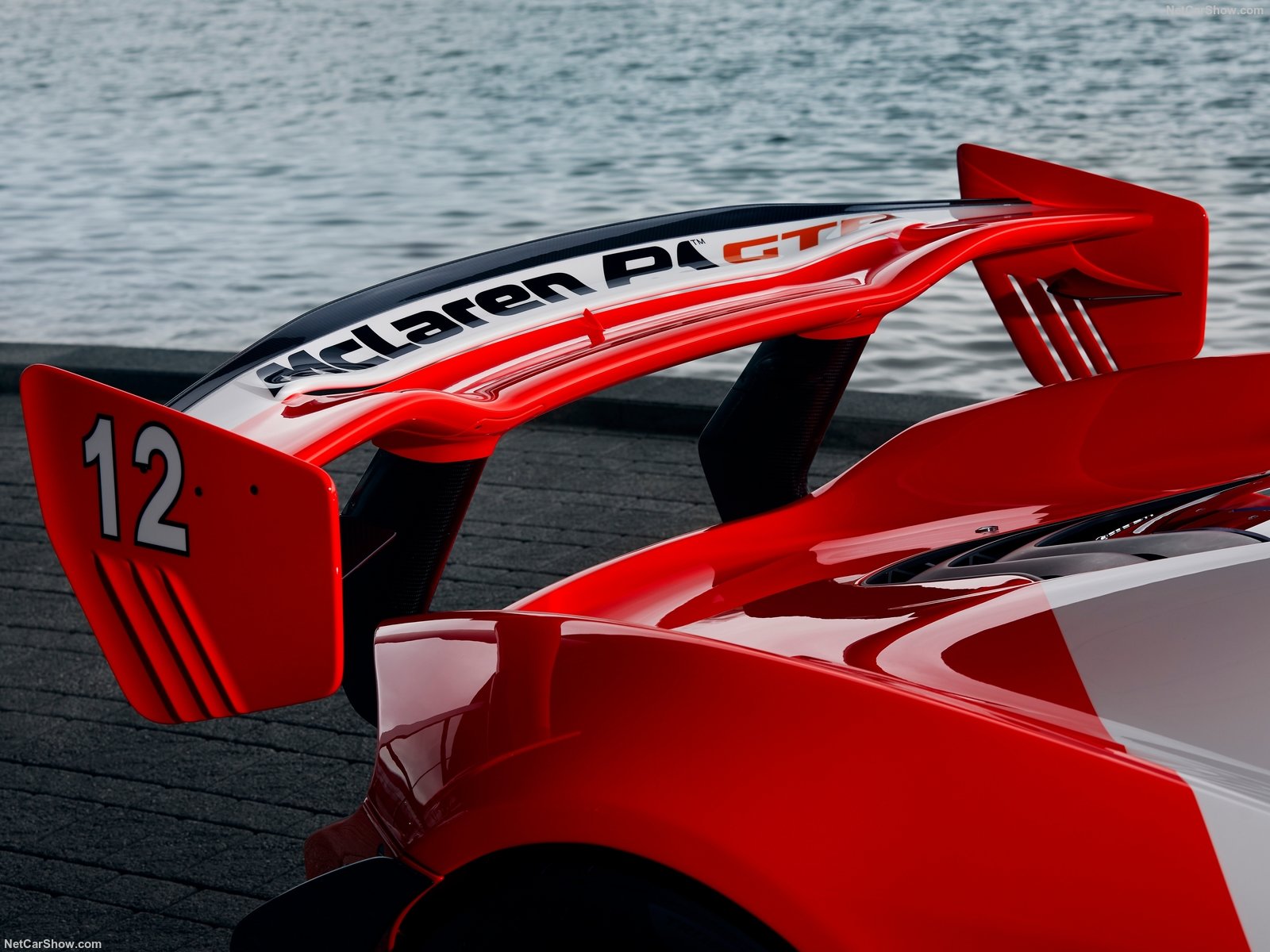 PH: netcarshow.com