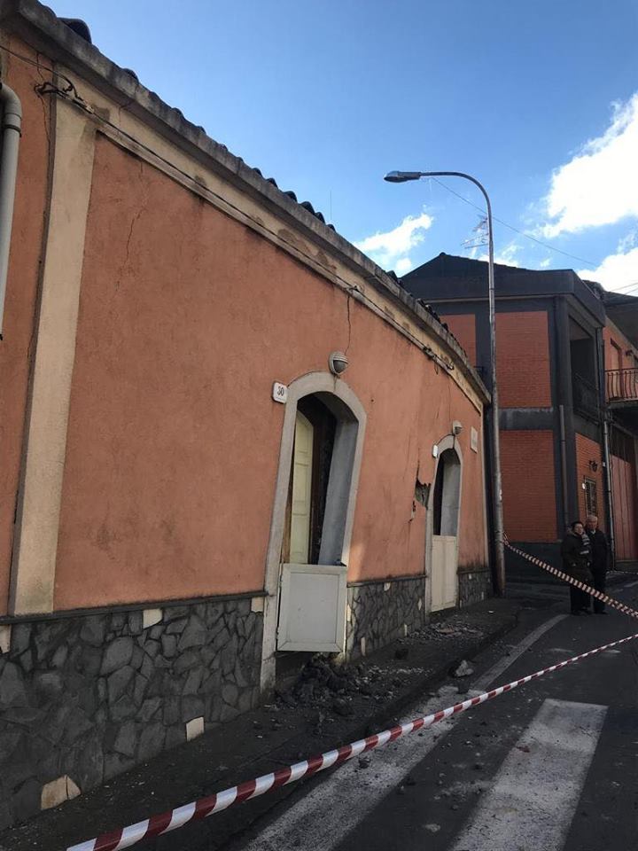 Analisi del danno post-sisma in Sicilia (Galleria fotografica con descrizione)