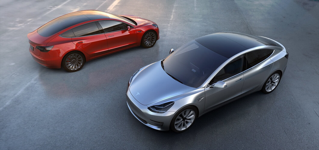 Tesla meno care, ma a pagare sono i dipendenti