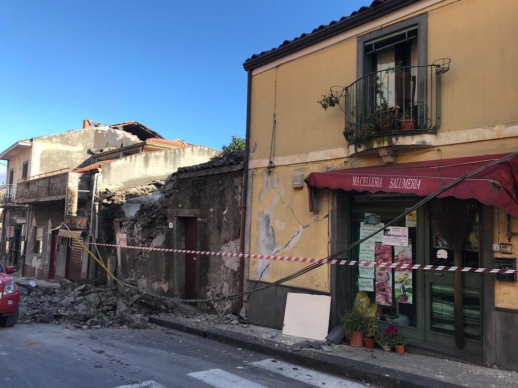 Analisi del danno post-sisma in Sicilia (Galleria fotografica con descrizione)