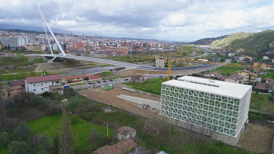 Parco delle scienze di Cosenza con planetario.Crediti: www.corrieredellacalabria.it
