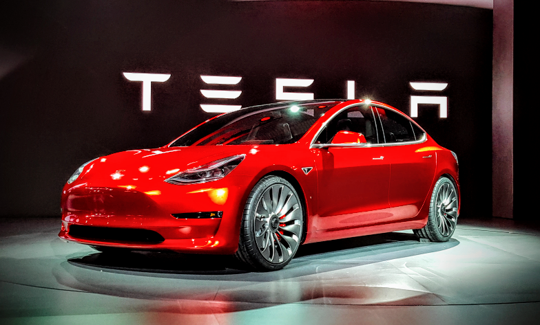 Tesla Model 3. Credits: https://autopos.es/