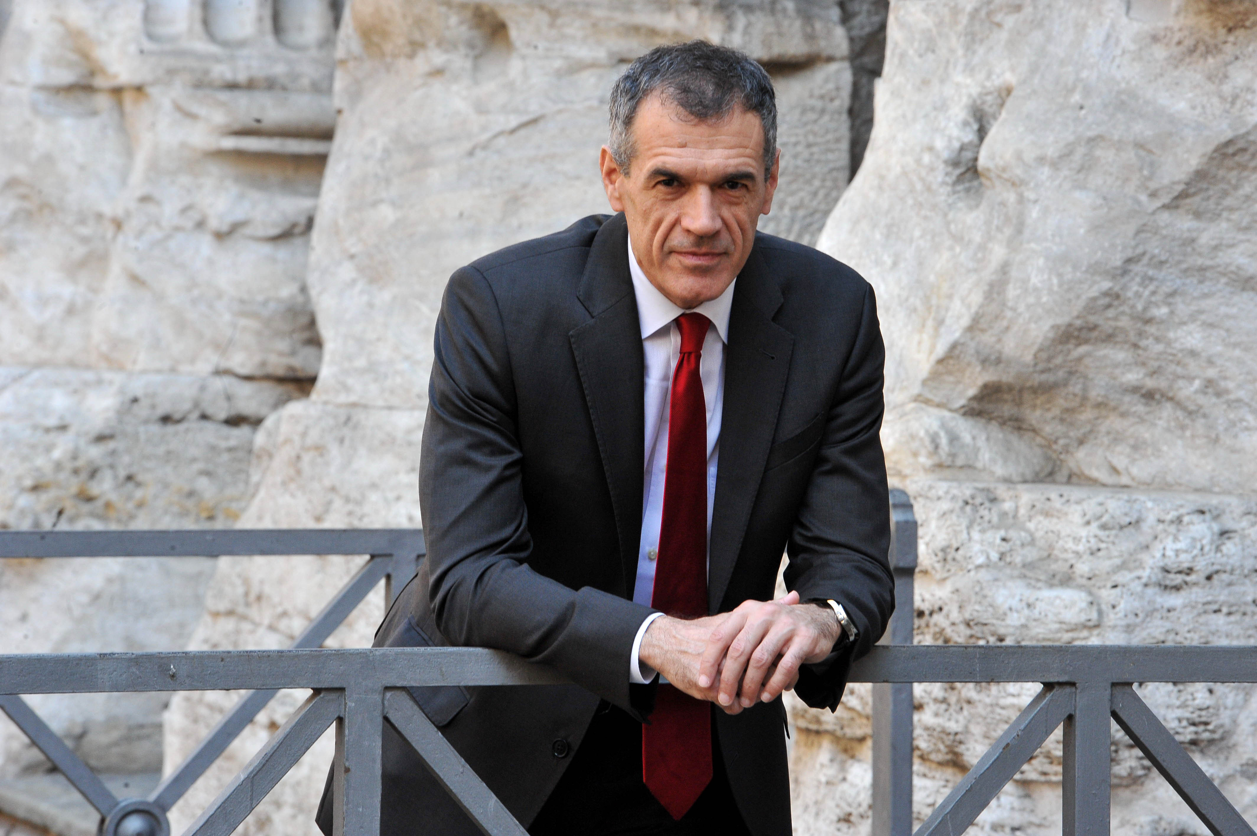 Il presidente dell'Osservatorio sui Conti Pubblici, Carlo Cottarelli. Fonte panorama.