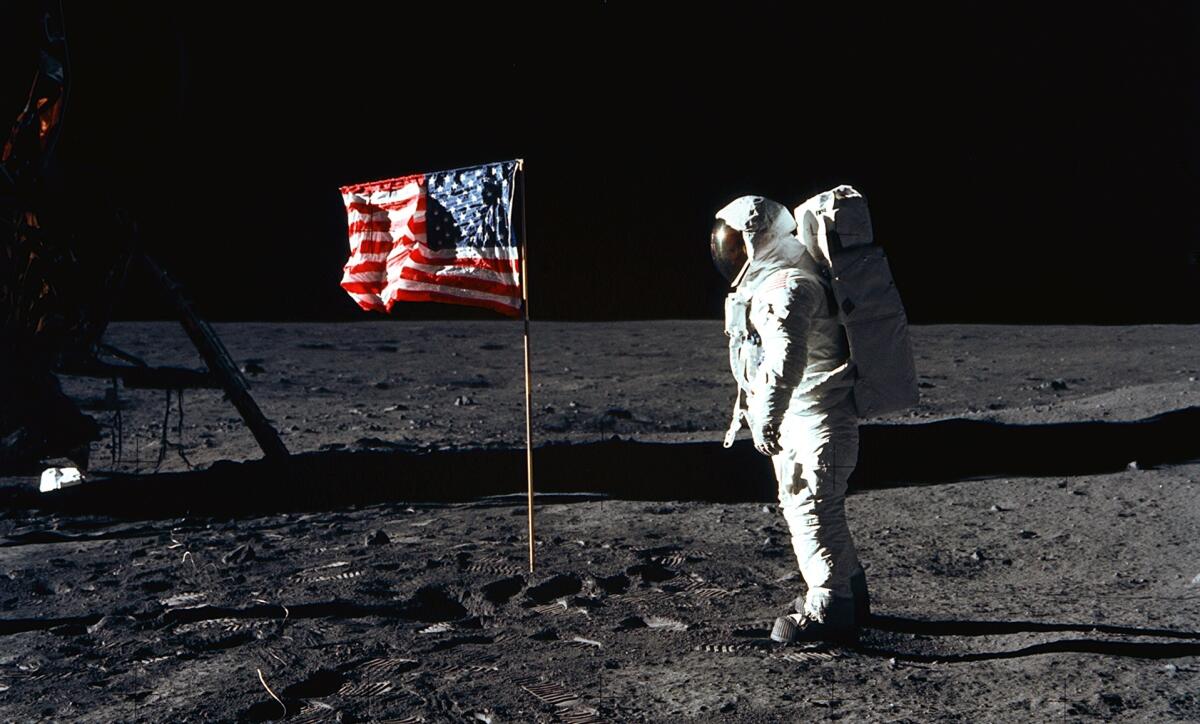 La corsa alla Luna del XXI secolo parte dagli Stati Uniti d'America - Credits: Gizzeta.it