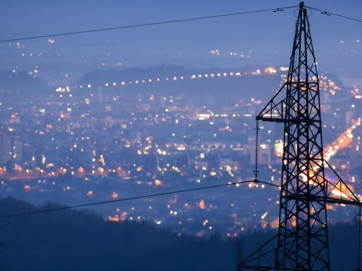 Tecnologie innovative per la trasmissione elettrica - Parte 1 - euractiv.com