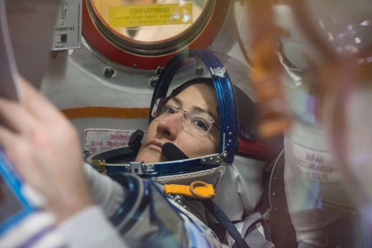NASA: annullata la passeggiata spaziale tutta "al femminile" - Credits: tech.everyeye.it