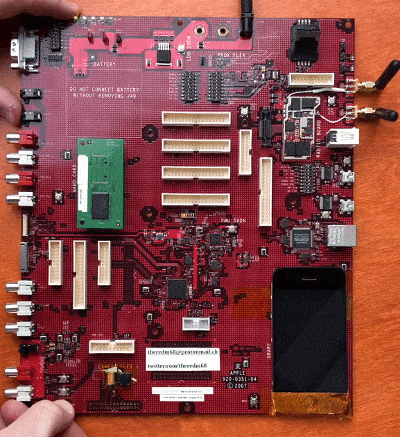 iPhonem68.gif