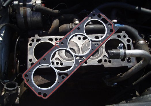 PH: automobilandia.com, Guarnizione della testata