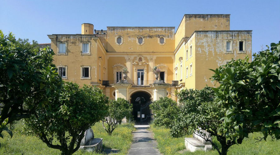 napolike.it - villa Ruggiero prima del restauro