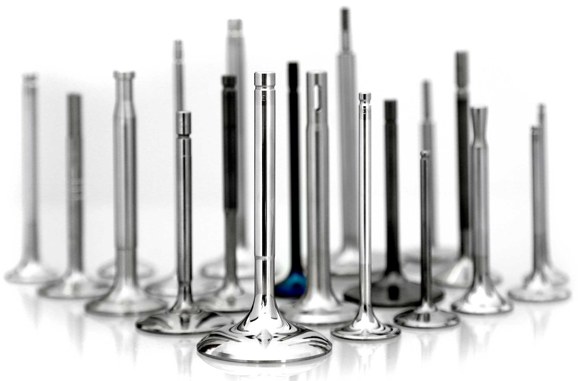 PH: menontitanium.com