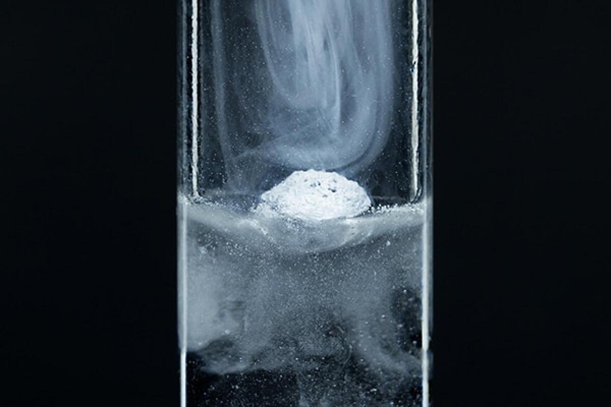 Solido-liquido, confermato nuovo stato della materia - Il nuovo stato della materia, solido-liquido, crediti: nationalgeographic.it