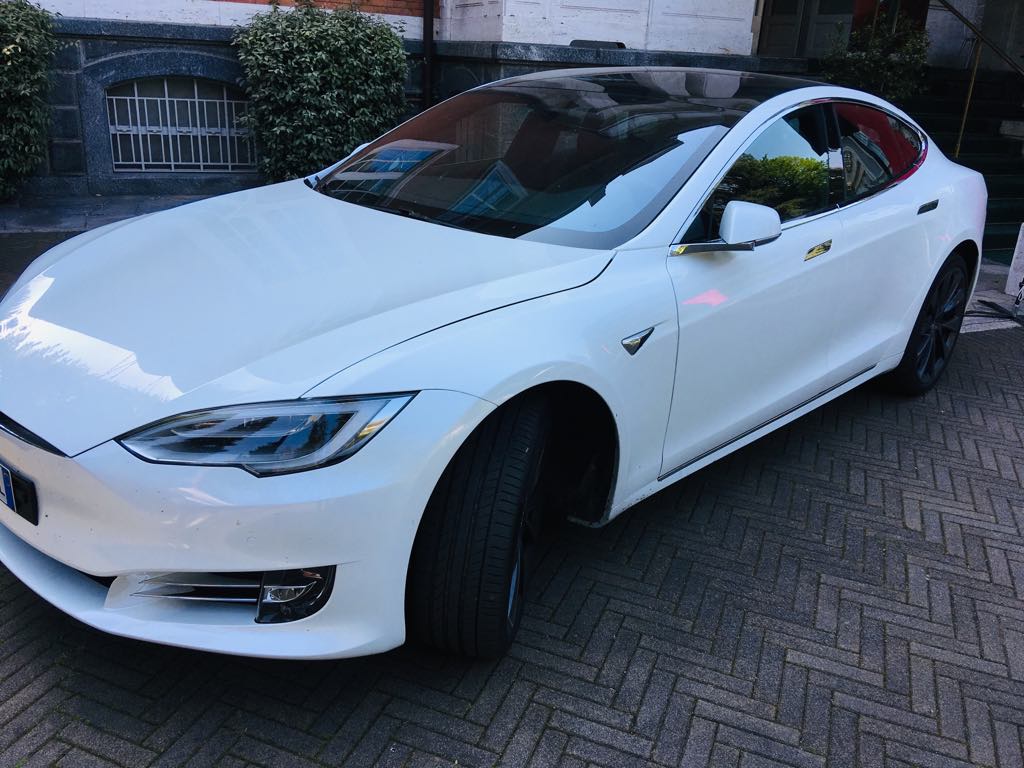 Tesla Model S