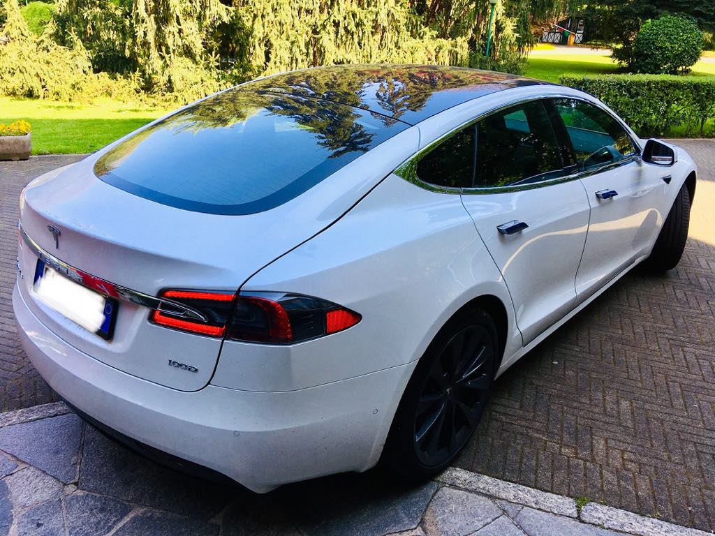 Tesla Model S