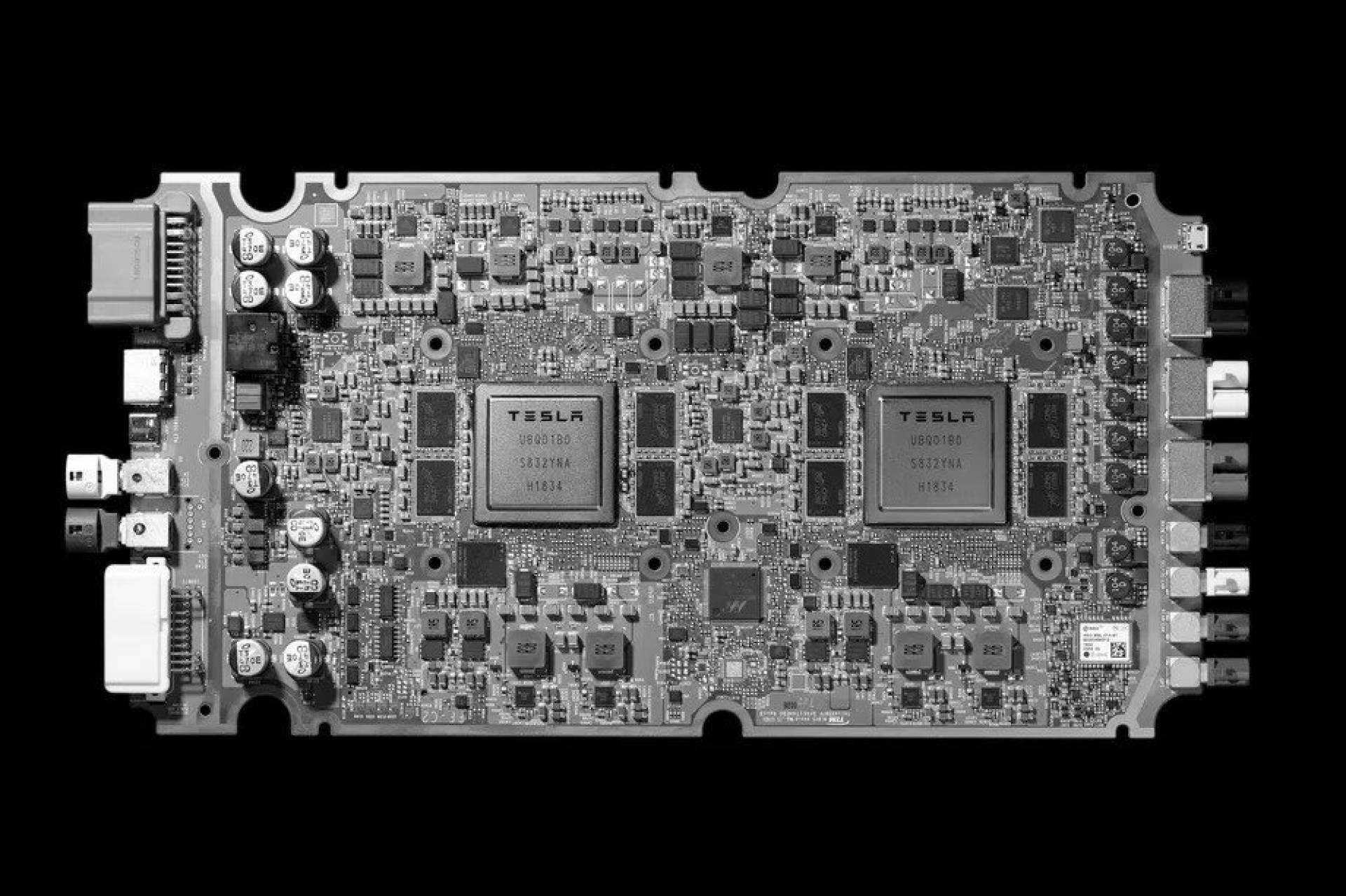 Chip tesla per la guida autonoma