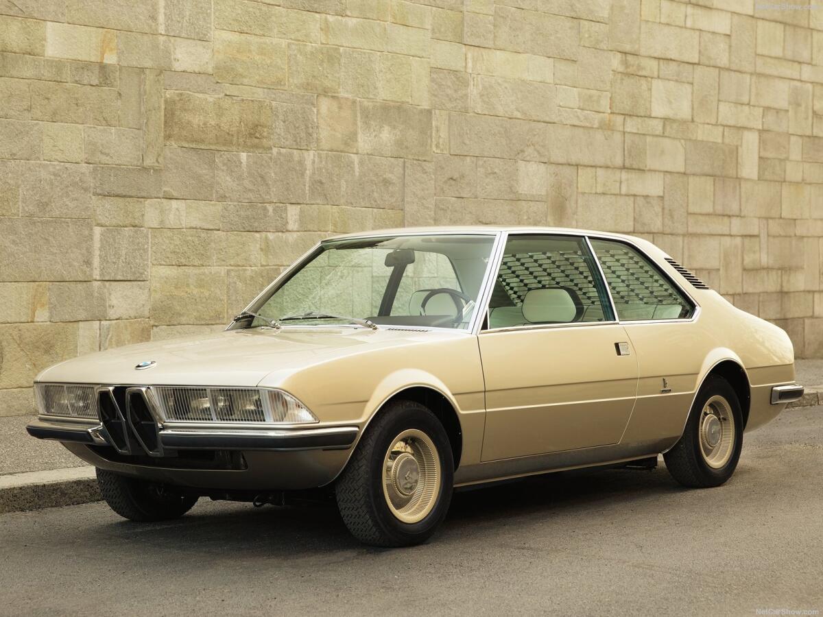 BMW Garmisch: ricostruita la berlina anni '70 andata persa - PH: netcarshow.com