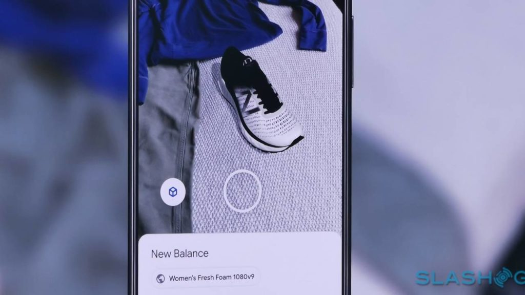 Un paio di scarpe "provato" con realtà aumentata. Credits: slashgear.com