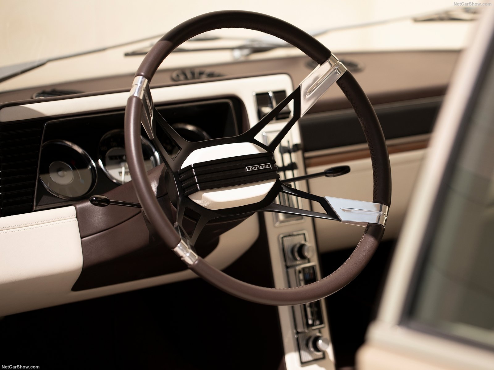 PH: netcarshow.com