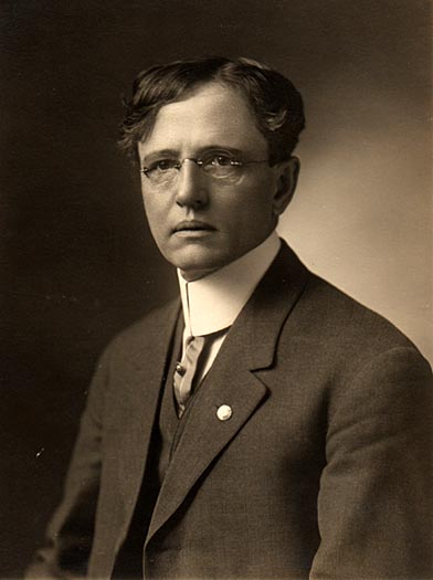 John Rogers Commons è stato un economista statunitense deceduto nel 1945.