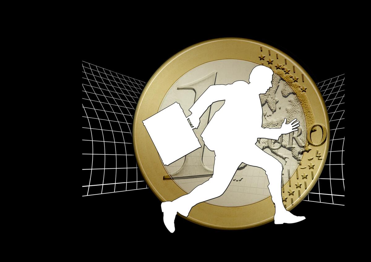 Evasione fiscale, “Senza fattura viene meno, Signò” - Foto di <a href="https://pixabay.com/it/users/geralt-9301/?utm_source=link-attribution&amp;utm_medium=referral&amp;utm_campaign=image&amp;utm_content=226719">Gerd Altmann</a> da <a href="https://pixabay.com/it/?utm_source=link-attribution&amp;utm_med
