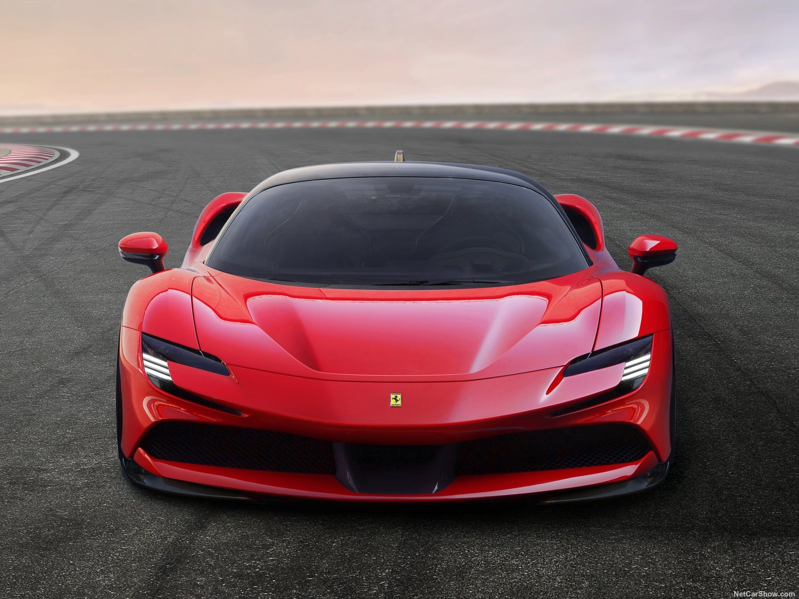 PH: netcarshow.com