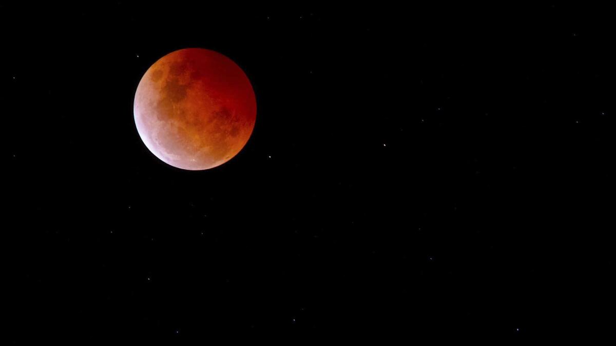 La notte dell'eclissi lunare del 16 luglio, visibile in tutta Italia - Eclissi lunare, crediti: astrologyking.com