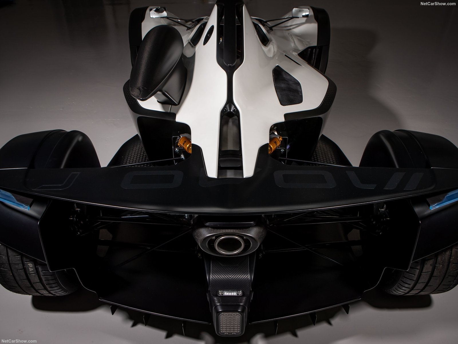 PH: netcarshow.com