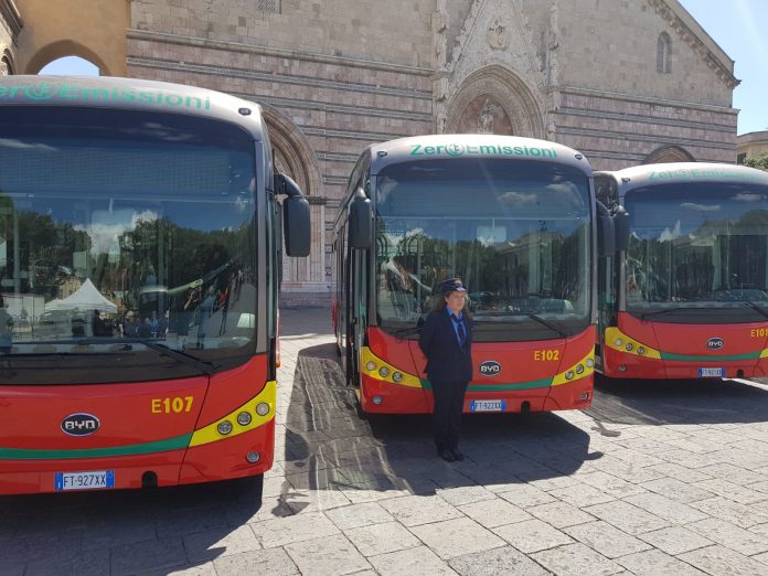 E-bus, e-mobility, trasporto sostenibile, progetto pilota, Berna, Olanda, Messina, energia idroelettrica, energia elettrica, tratte locali, tratte regionali, regional lines, opportunity charging, OppCharge, tutela ambientale, motori elettrici, emissioni d