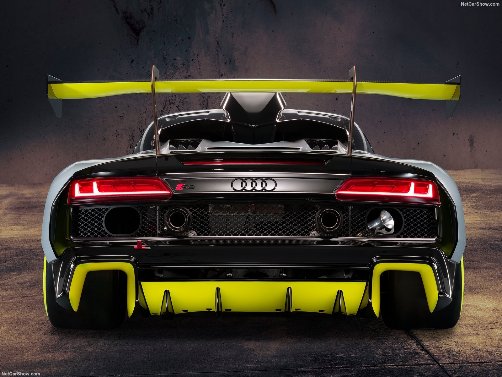 PH: netcarshow.com