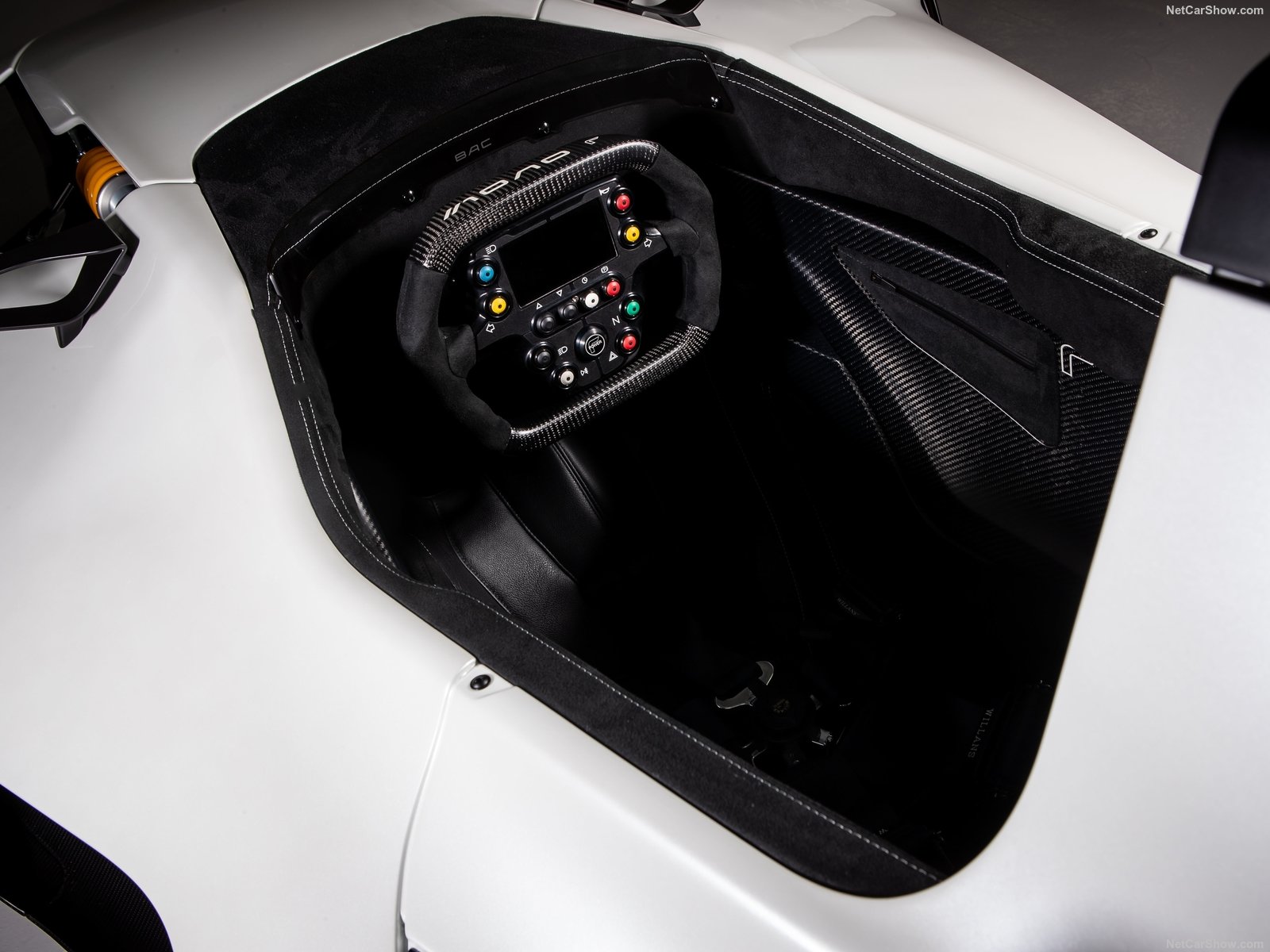 PH: netcarshow.com