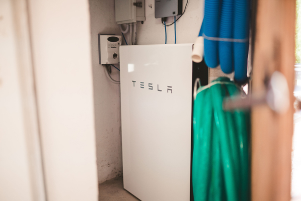 Tesla Powerwall 2Credit: Wired.it