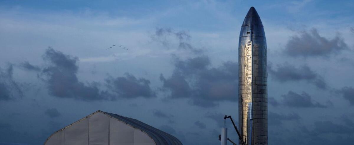 Space X: ecco il super razzo che ci riporterà sulla Luna - Credits: repubblica.it