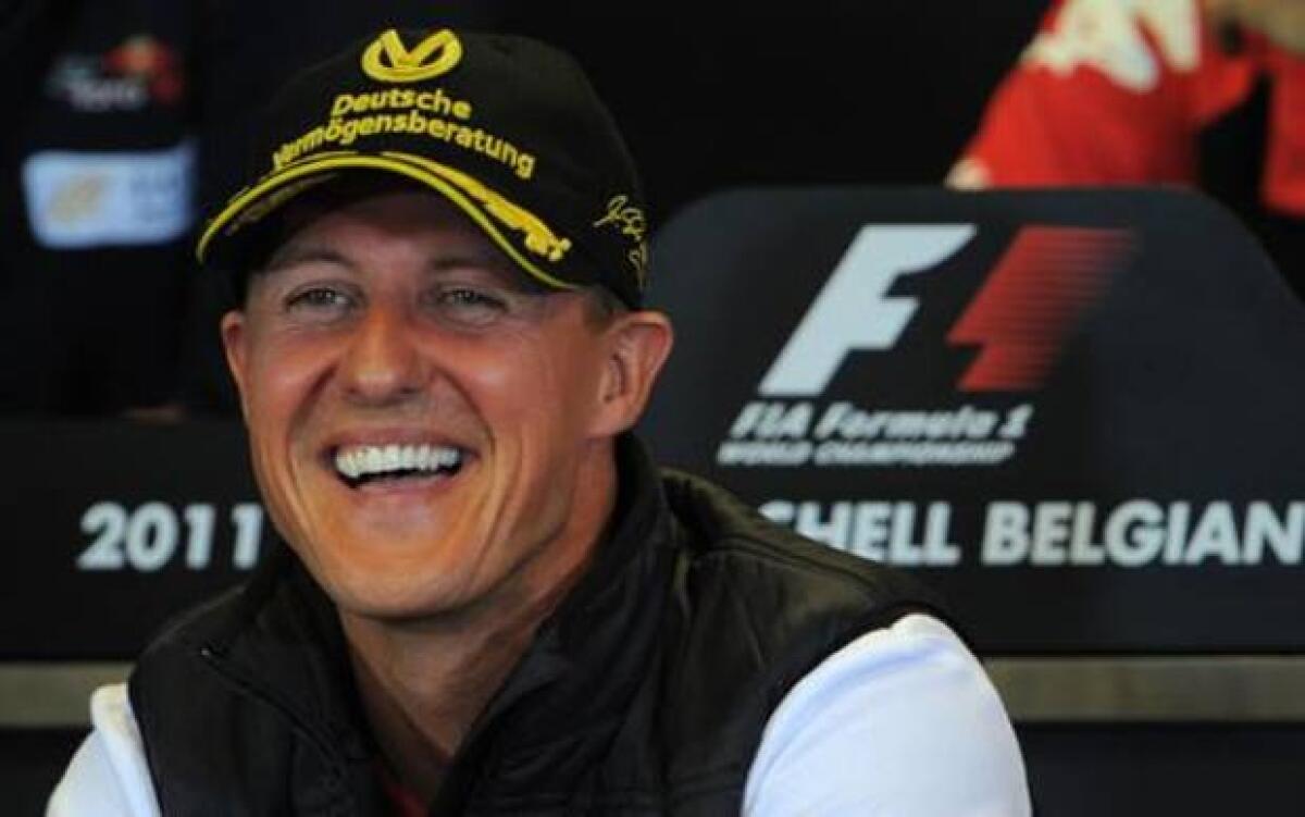 Michael Schumacher trasportato all'ospedale di Parigi: le cure sono top secret - Michael Schumacher trasportato all'ospedale di Parigi: le cure sono top secret