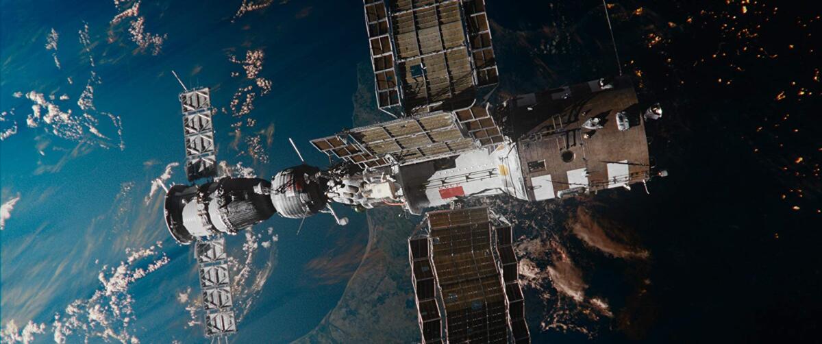 Primo recupero di una stazione spaziale: Salyut-7, parte II - Credits: imdb.com