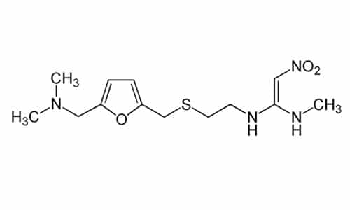 La formula chimica della ranitidina, una molecola in grado di inibire i recettori H2 dell'istamina presenti a livello gastrico.©quimicaalkano