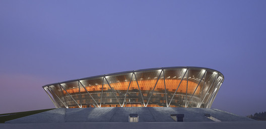 Dongguan Basketball Center. PH: archdaily.com