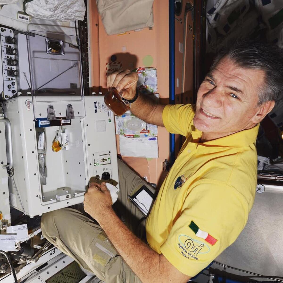 Paolo Nespoli: "Che fatica convincere la NASA... a fare il caffè!" - Paolo Nespoli, crediti: pagina Facebook