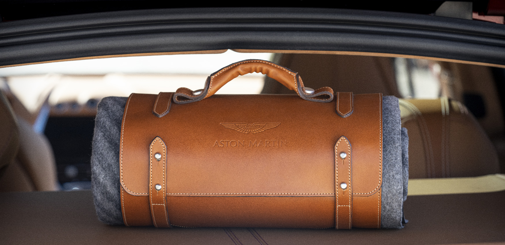 PH: Aston Martin