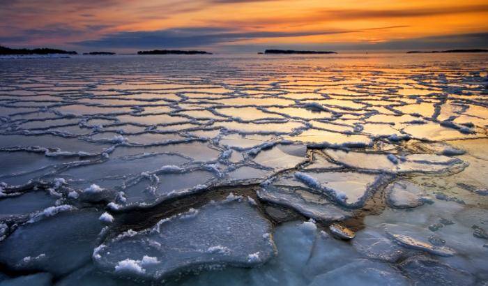 Geoingegneria, ingegneria, scienza, ghiacciai, artico, ghiaccio, perle, vetro, temperatura, fusione, progetto, riflettività, superfici, clima, Energy Close-up Engineering