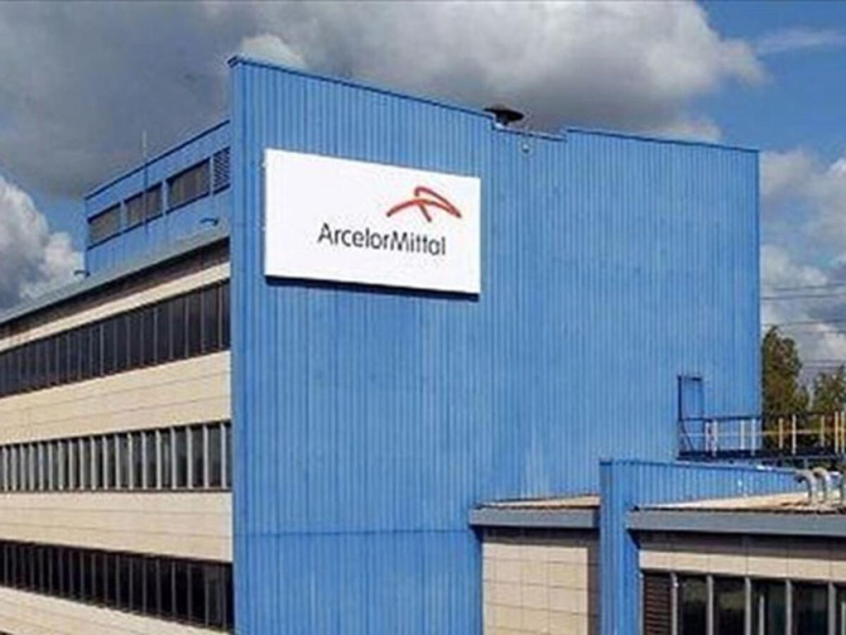 L'ArcelorMittal abbandona Taranto - 