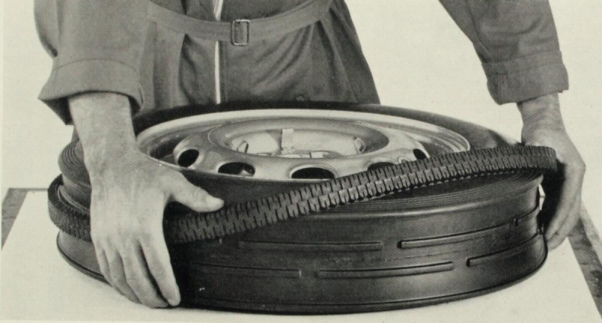 Pirelli celebra i 60 anni di BS3, il pneumatico con battistrada intercambiabile - PH: pirelli.it