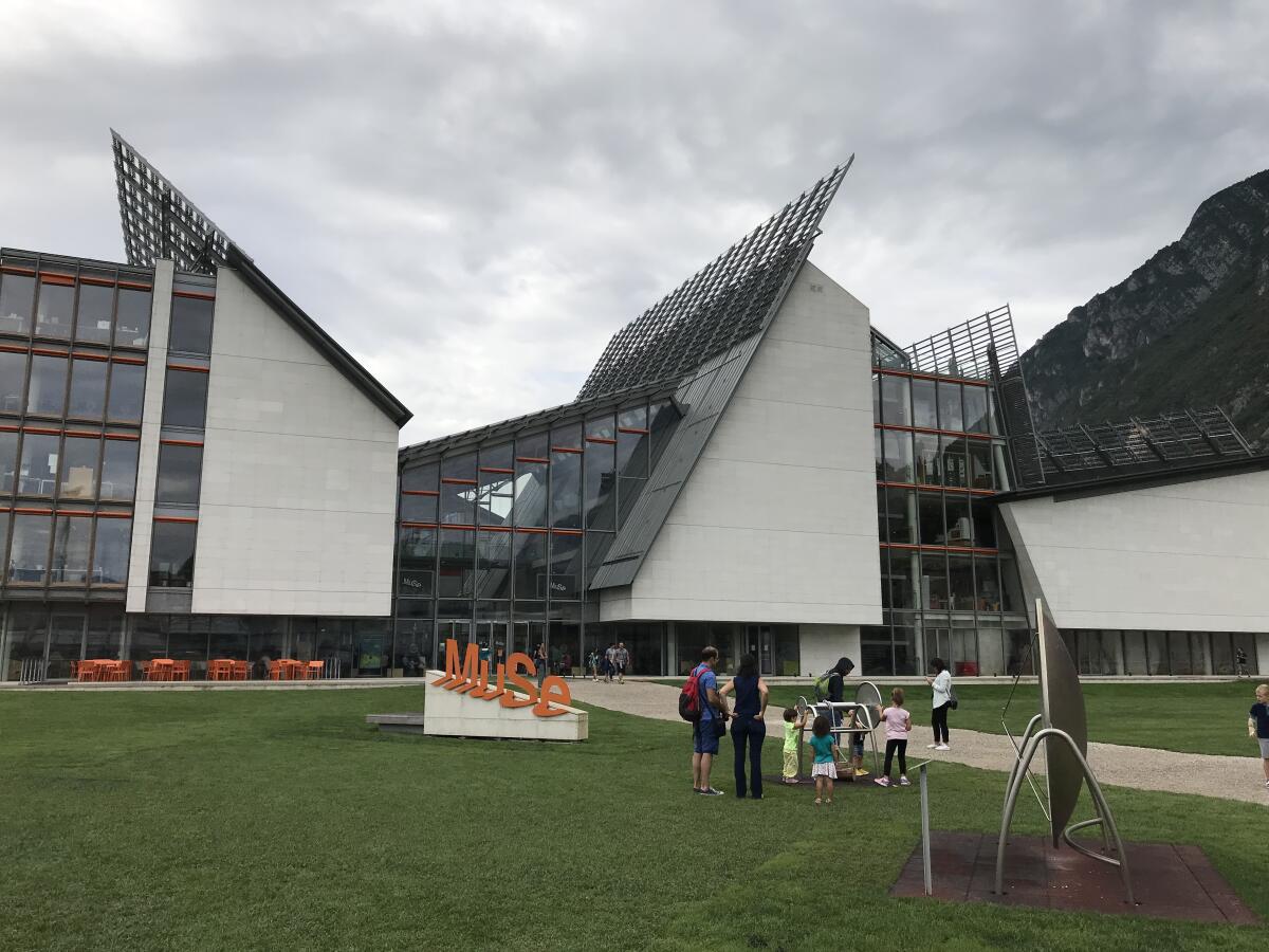 Il MUSE di Renzo Piano, il museo dal tetto che ricorda le Dolomiti - 